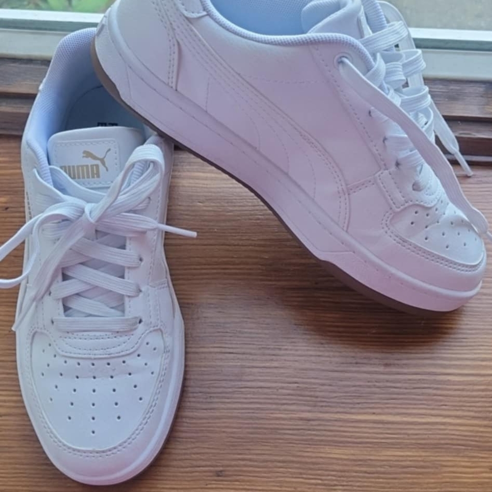Puma White Sneakers Clean Leather Design